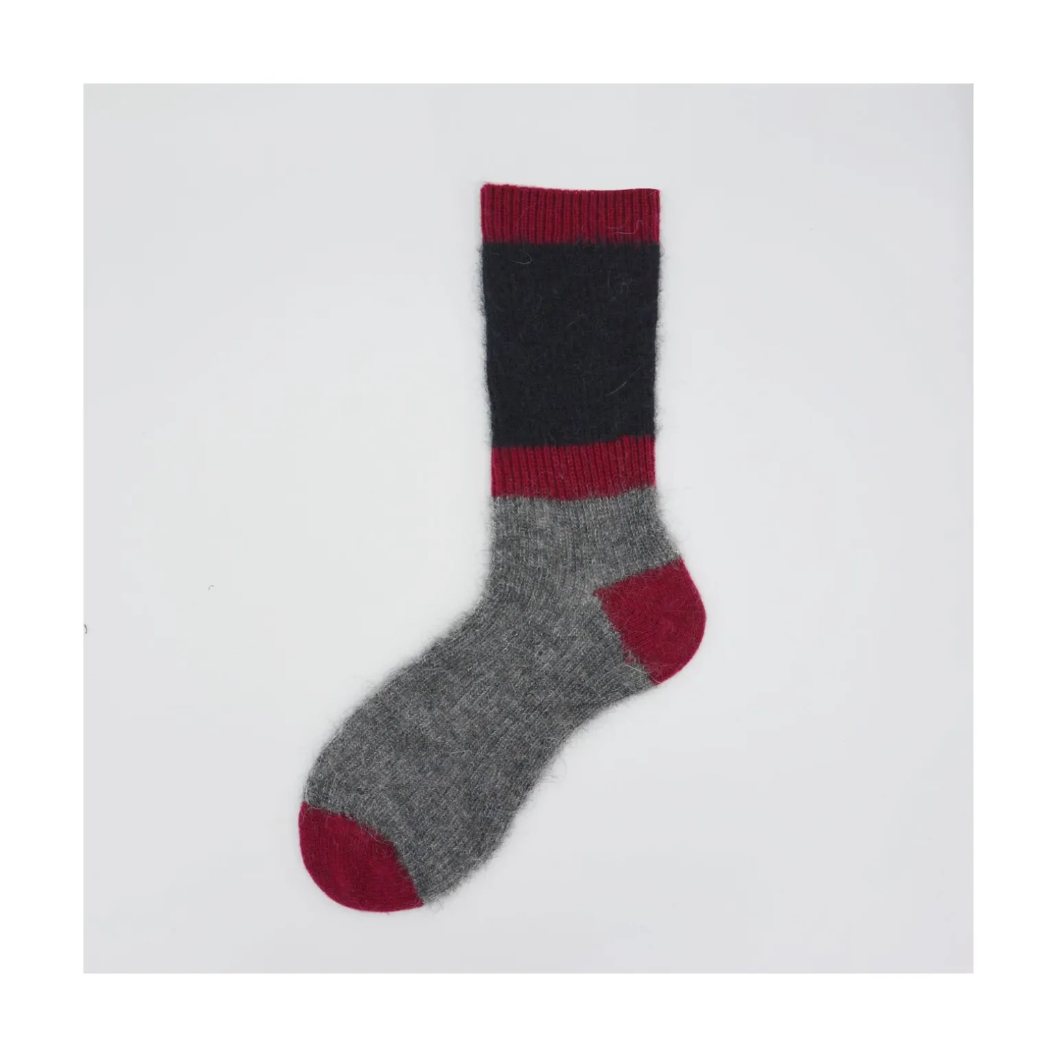 Calza corta in baby mohair e cashmere a coste e righe Clara